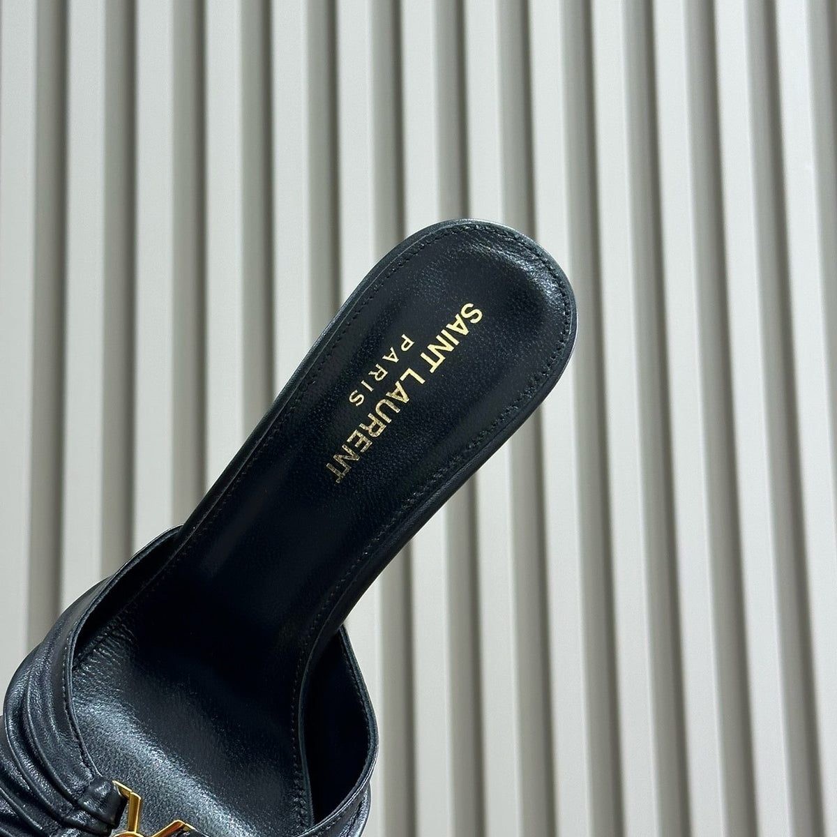 SL HEELS