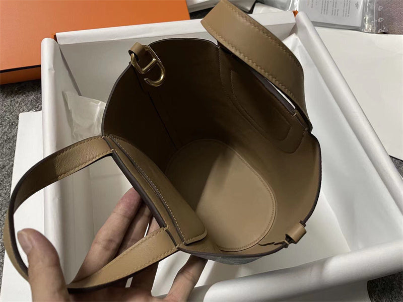 PHA - HMS Bags - 600