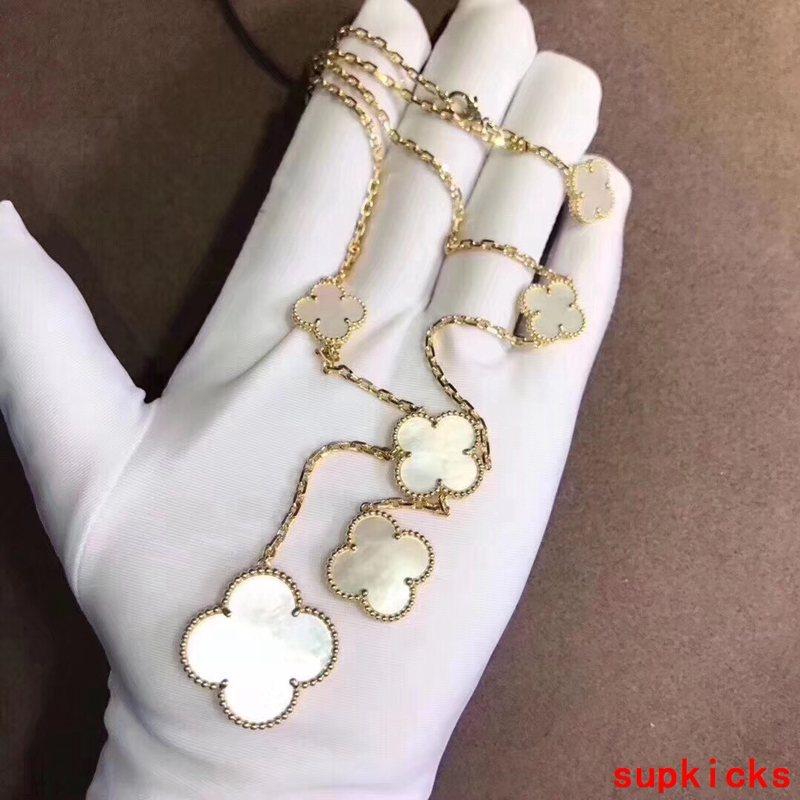 Van Cleef & Arples Jewelry