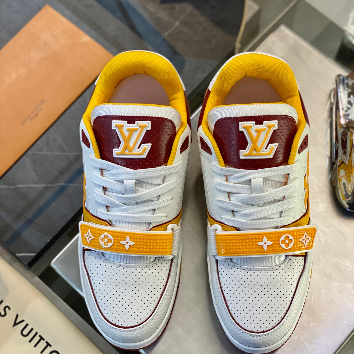 LOU TRAINERS