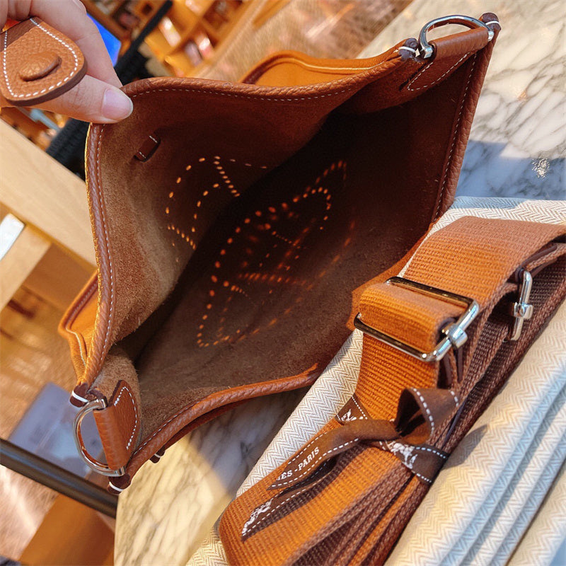 PHA - HMS Bags - 977