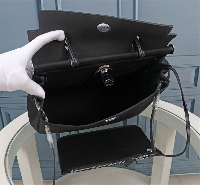 PHA - HMS Bags - 003