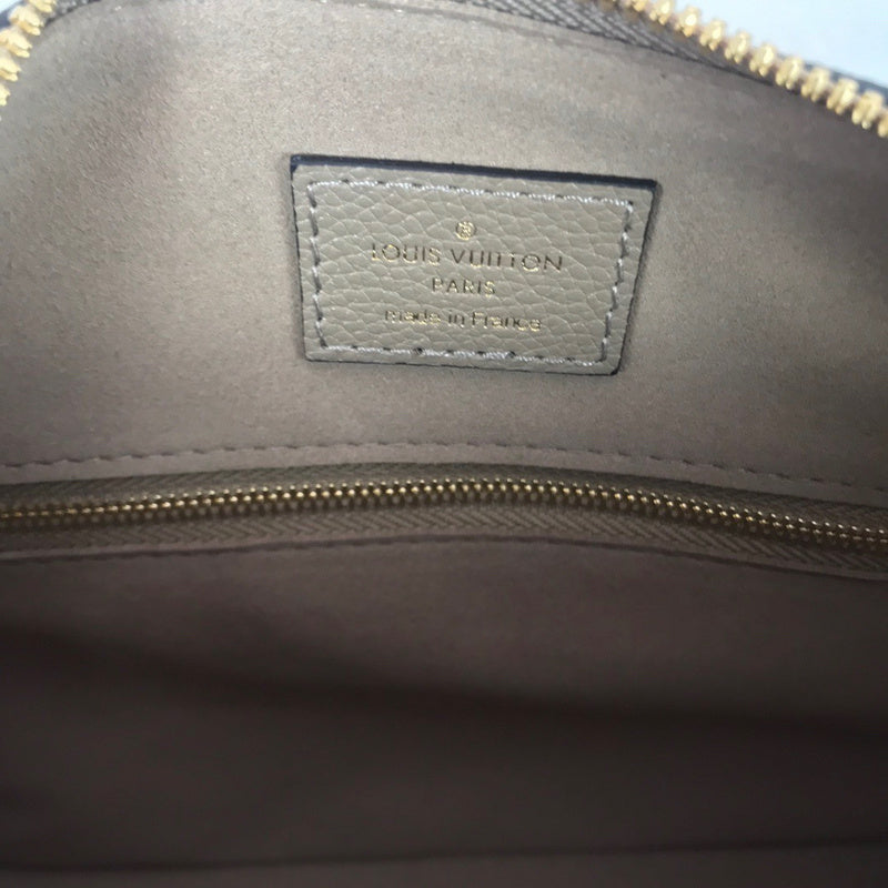 LOV2 Bags - Luxurious Bags  683