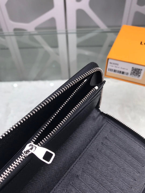 I W Fashion Lu-Vi bags - 10861