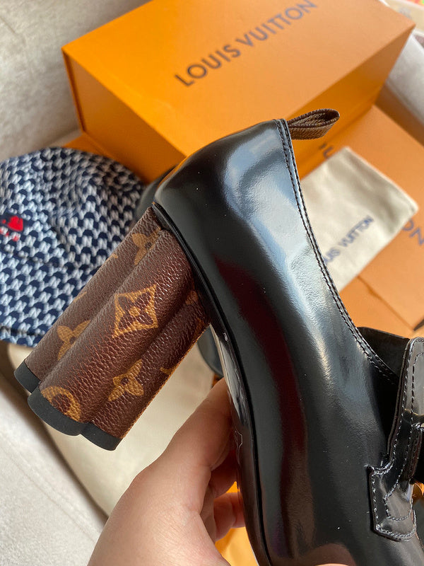 Louis Vuittion Luxury Shoes