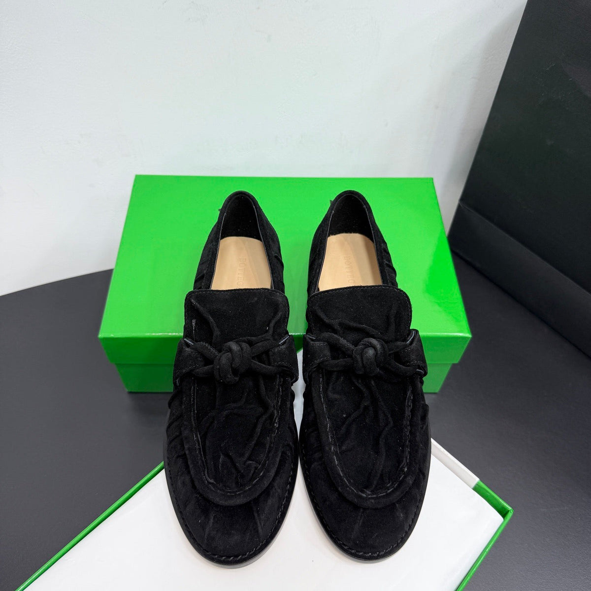 BOTT V LOAFERS