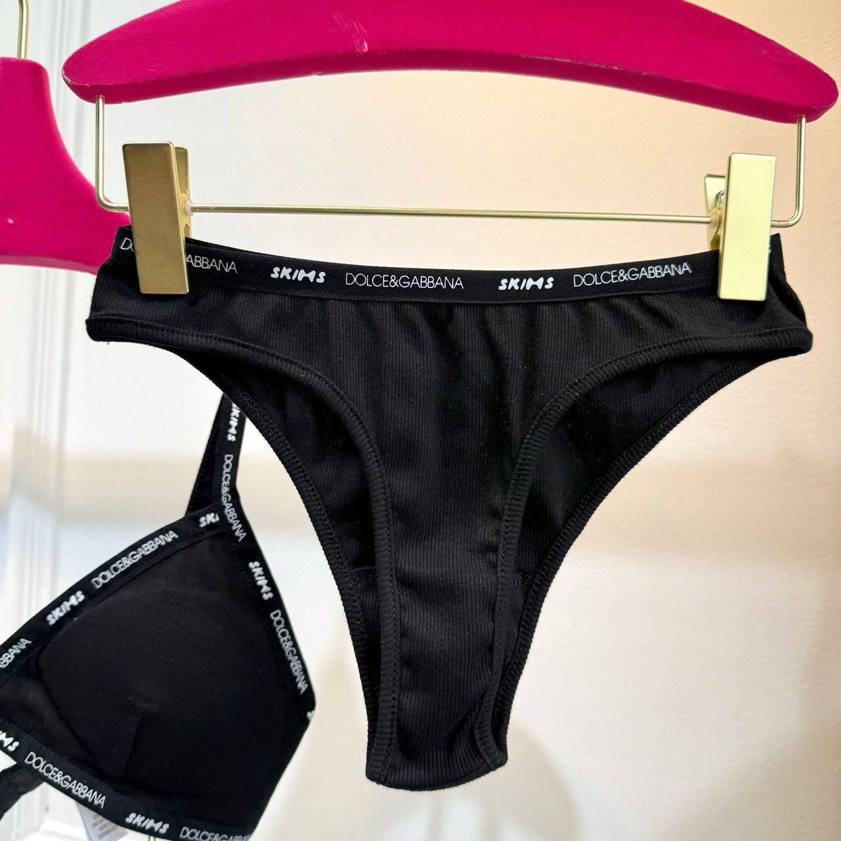 SKIMS x DG BRA SET