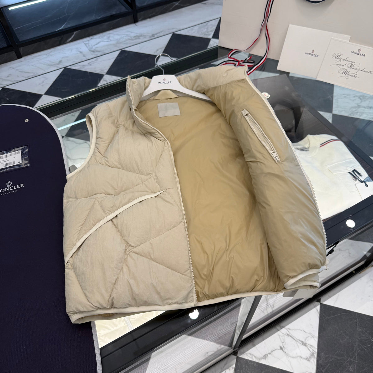 MONC VENDAVEL VEST