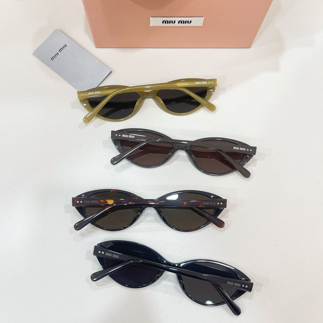 MIU M SUNGLASSES