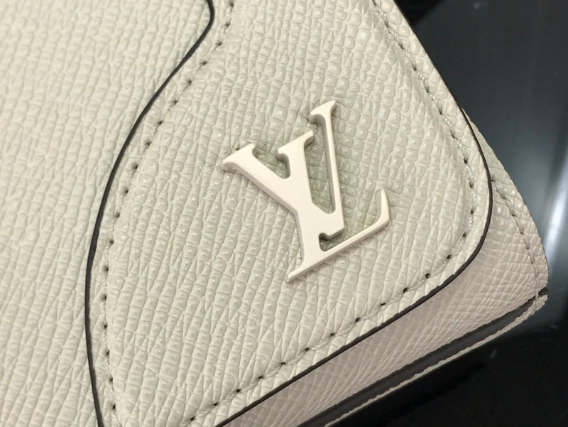 I W Fashion Lu-Vi bags - 17346
