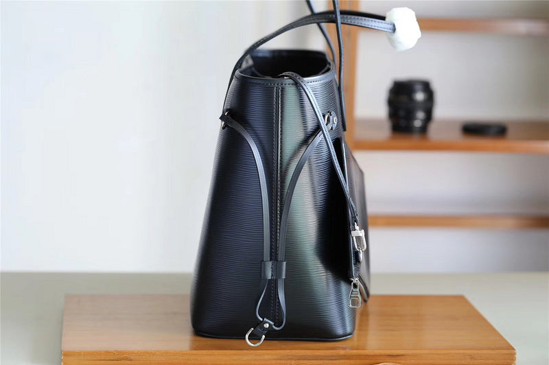 I W Fashion Lu-Vi bags - 8074
