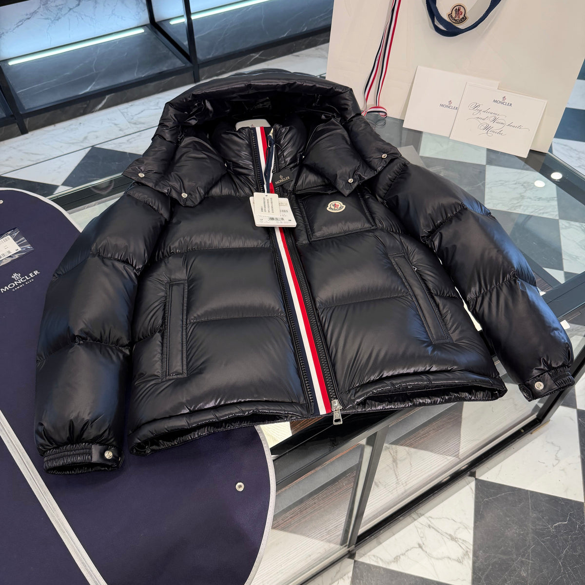MONC MONTBELIARD JACKET