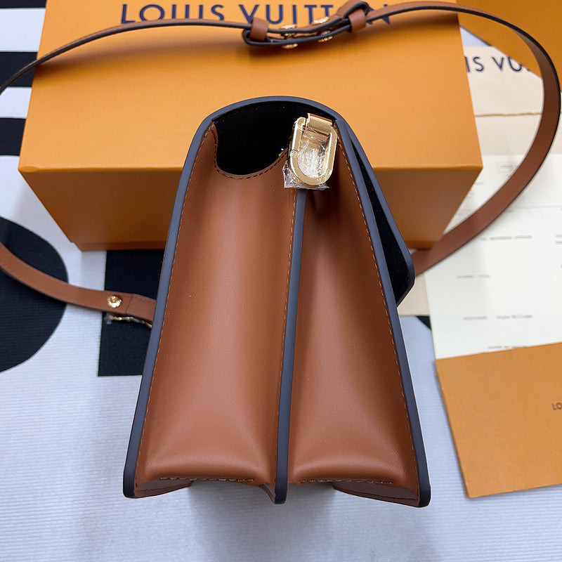 I W Fashion Lu-Vi bags - 8138