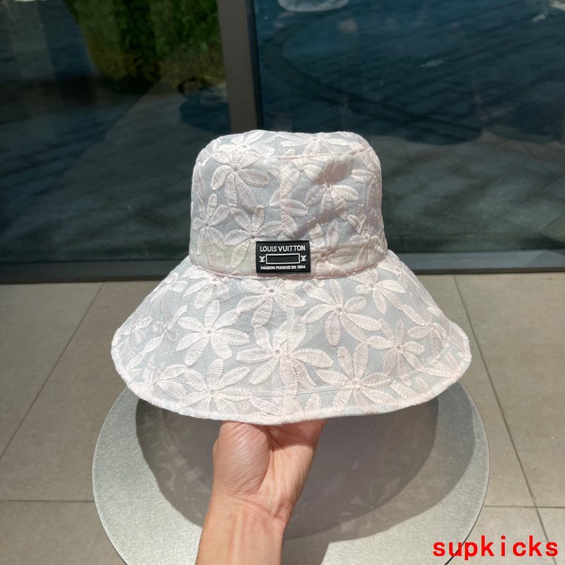 Louis Vuitton Luxury Cap
