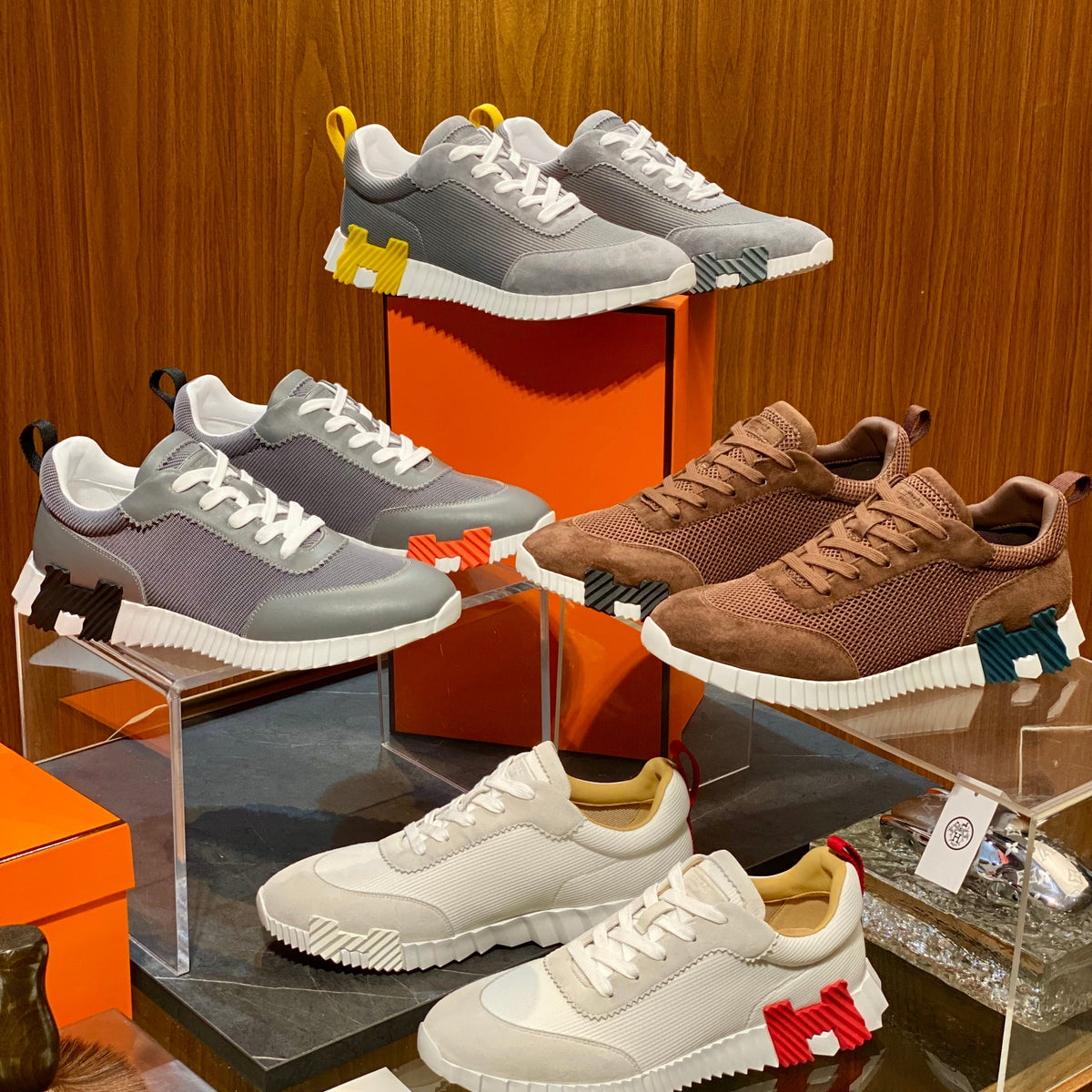 HERM BOUNCING SNEAKERS