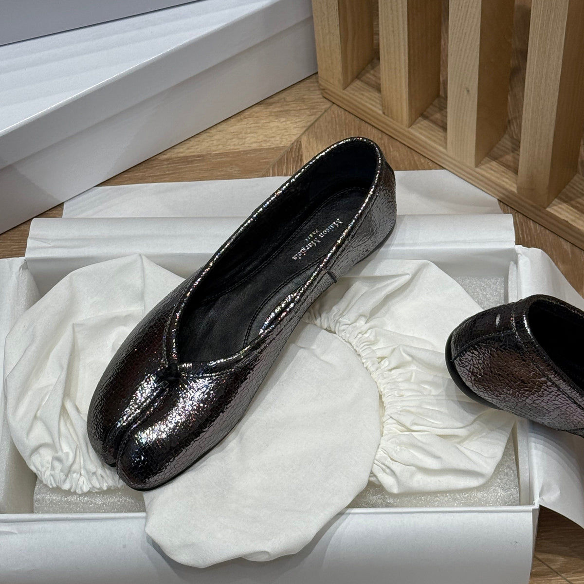 MAISON M TABI BALLET FLATS
