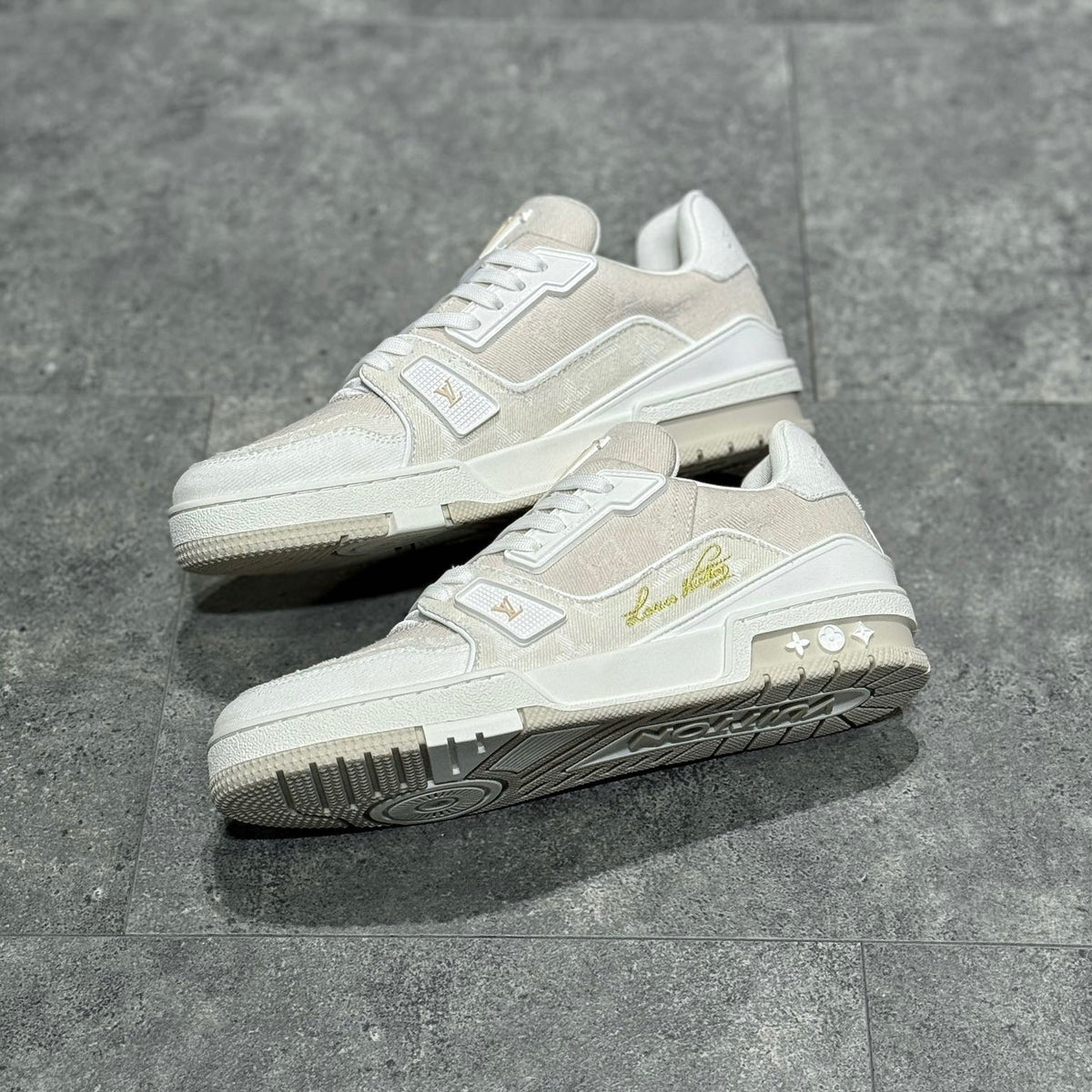 LOU TRAINERS