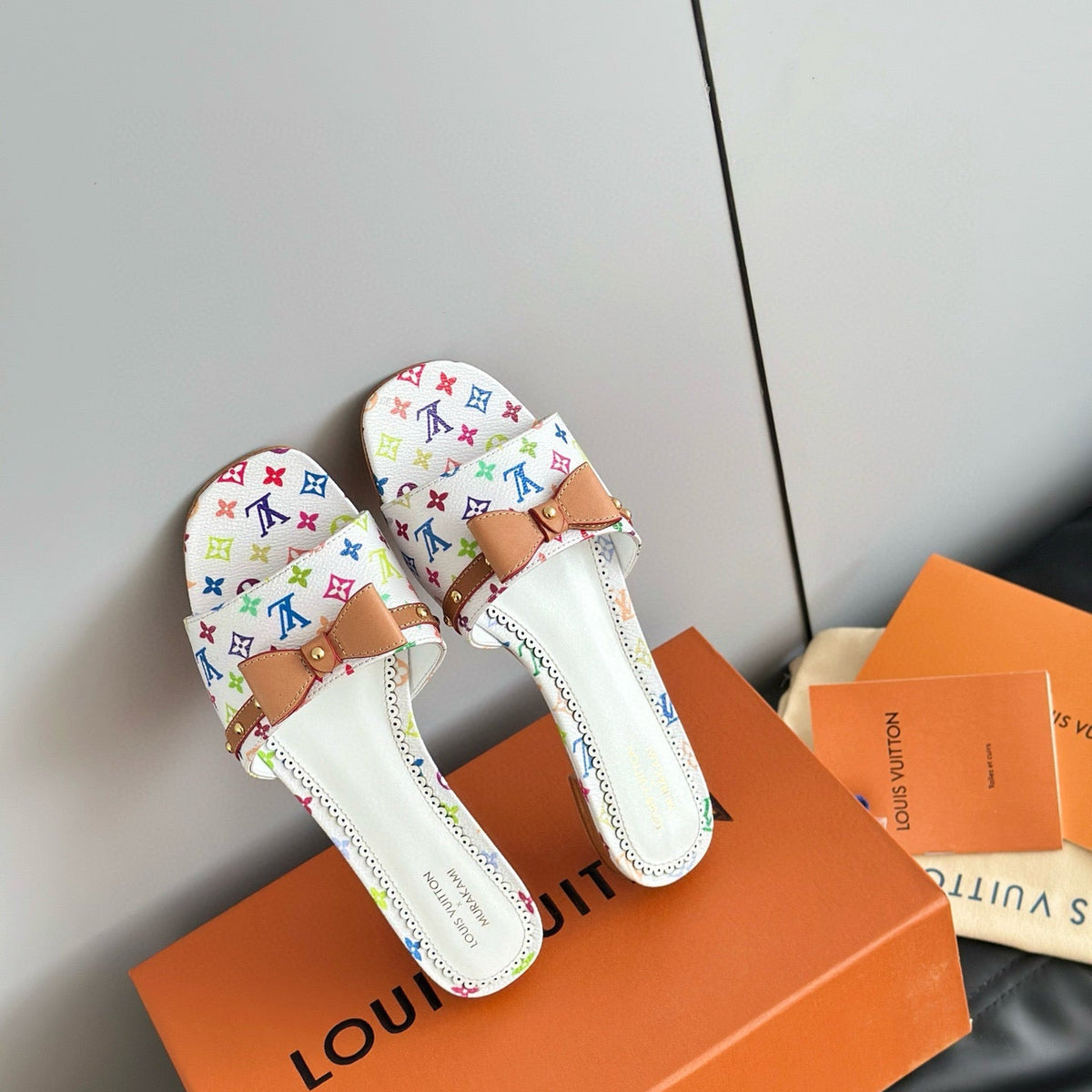 LOU MULES