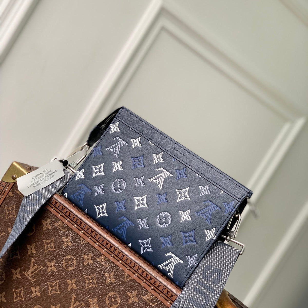 LOU GASTON WEARABLE WALLET