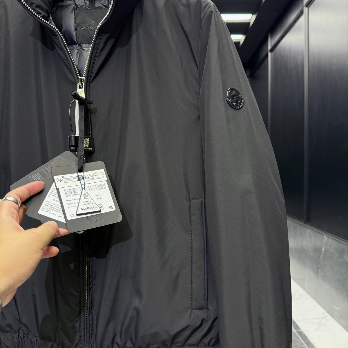 MONC LUSERNA JACKET