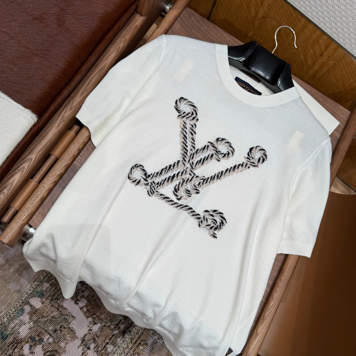 LOU T-SHIRT