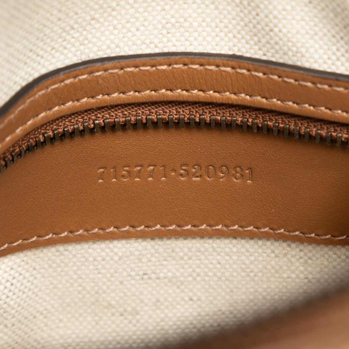 GUCCI Mini Leather Bauletto Bag