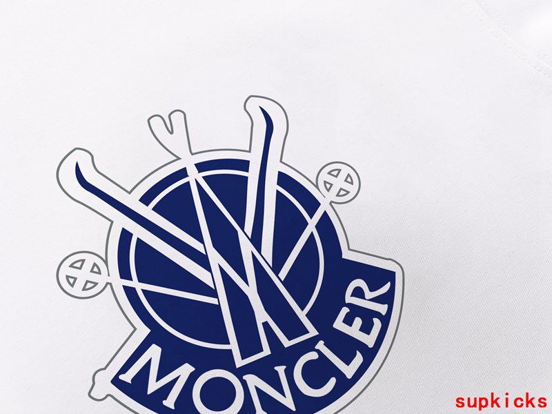 Moncler Luxury Cloth