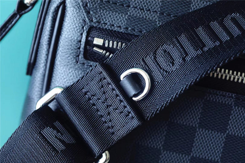 I W Fashion Lu-Vi bags - 10318