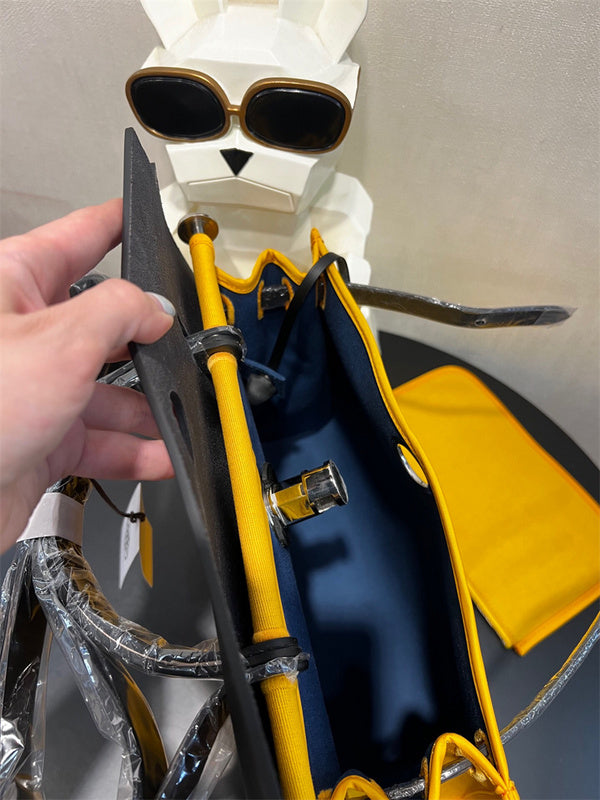 PHA - HMS Bags - 757