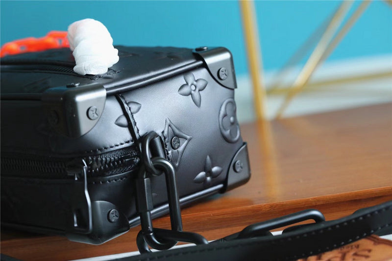 I W Fashion Lu-Vi bags - 10144