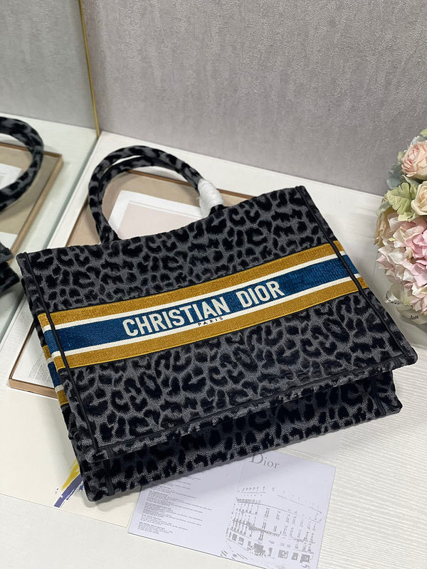 ENT - DOR Bags - 745