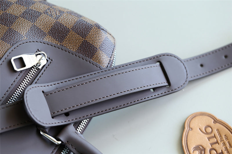 I W Fashion Lu-Vi bags - 9862