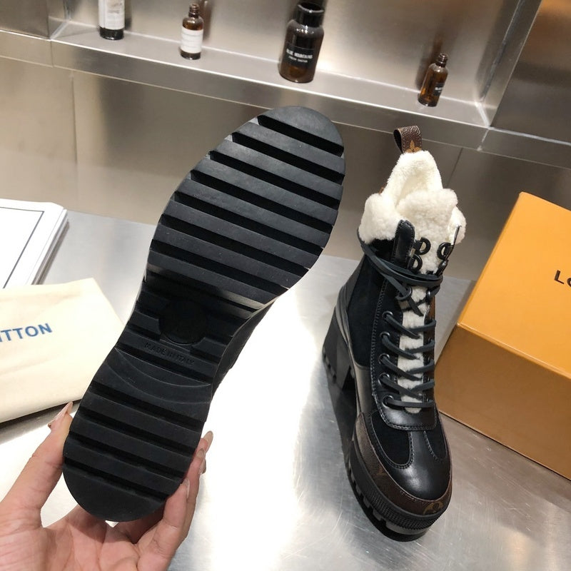 Louis Vuittion Luxury Shoes