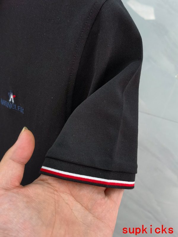 Moncler Luxury Cloth