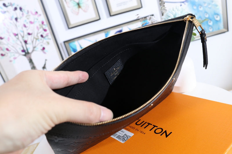 LOV2 Bags - Luxurious Bags  2733