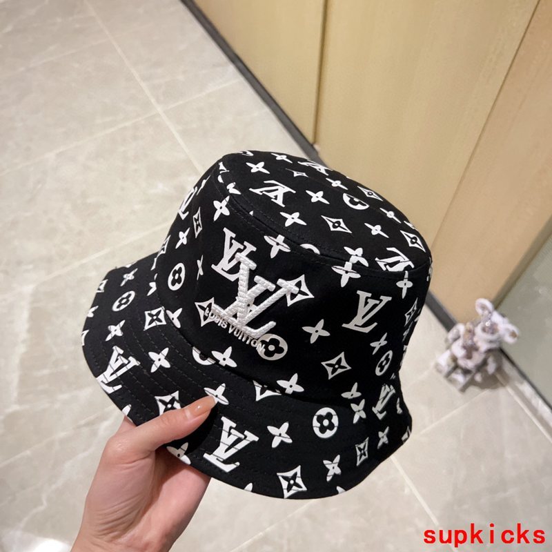 Louis Vuitton Luxury Cap