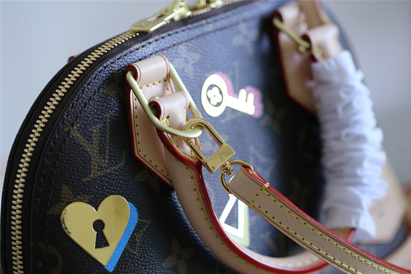 I W Fashion Lu-Vi bags - 8257