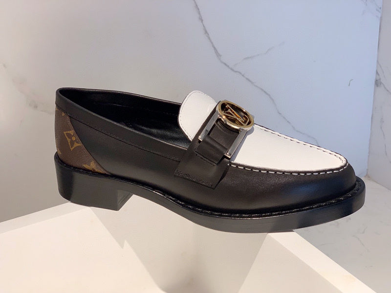 Louis Vuittion Luxury Shoes