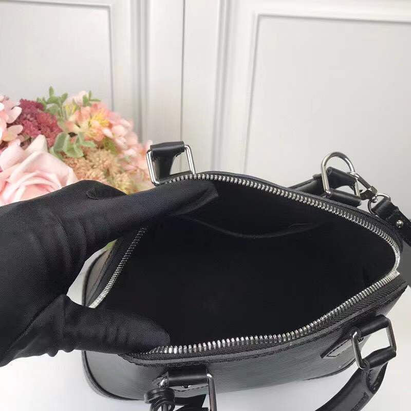 LOV2 Bags - Luxurious Bags  704