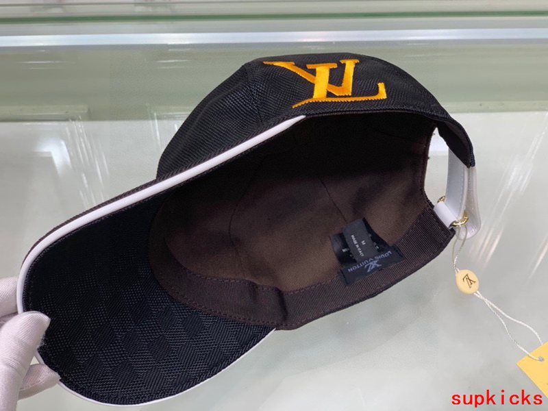 Louis Vuitton Luxury Cap