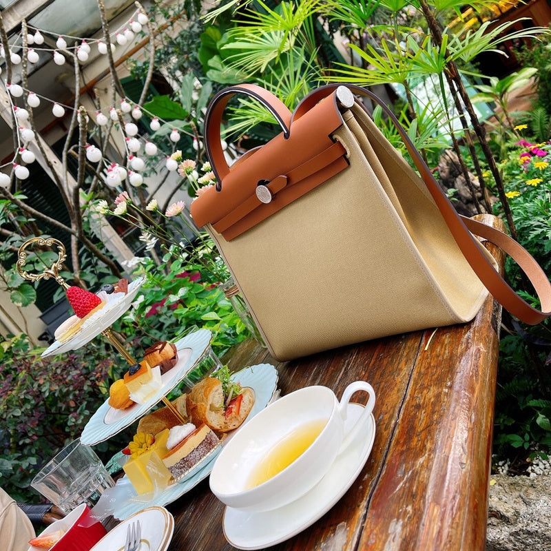 PHA - HMS Bags - 1553