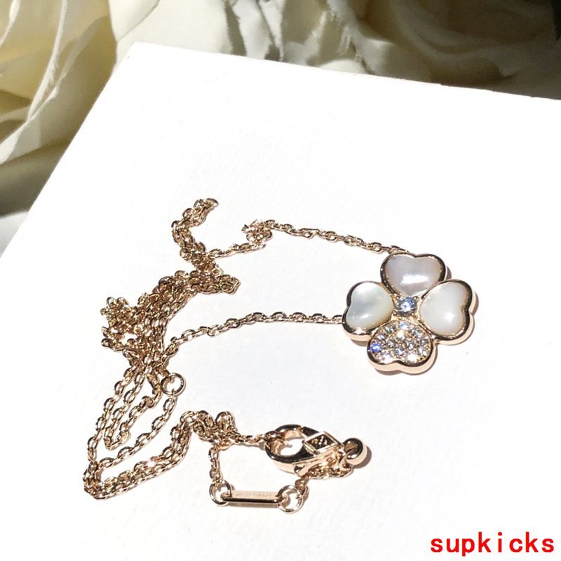 Van Cleef & Arples Jewelry