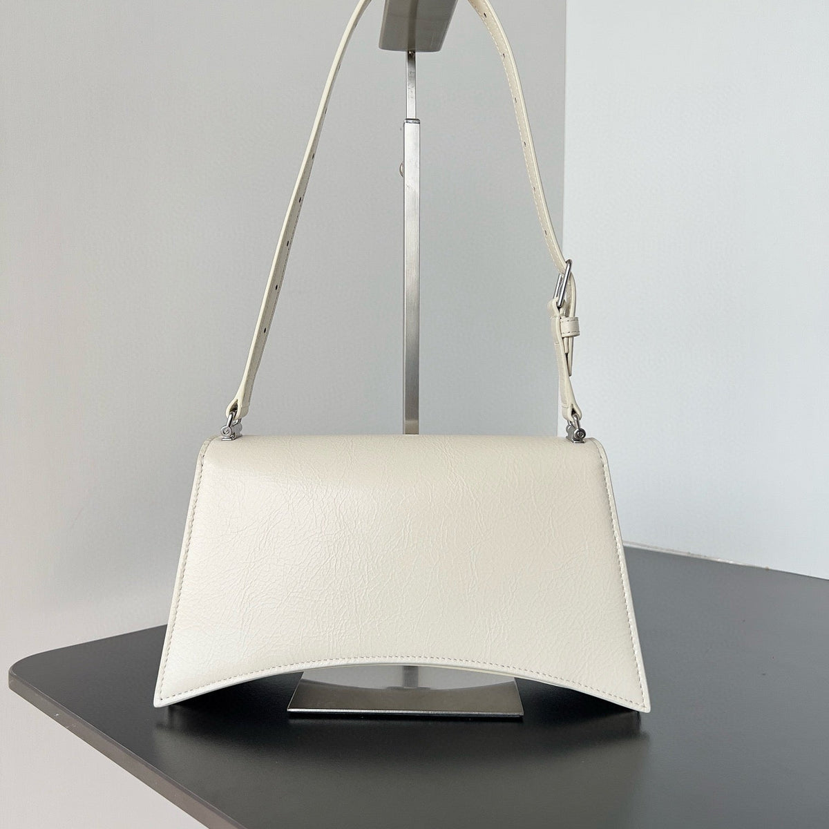 BAL SMALL CRUSH BAG
