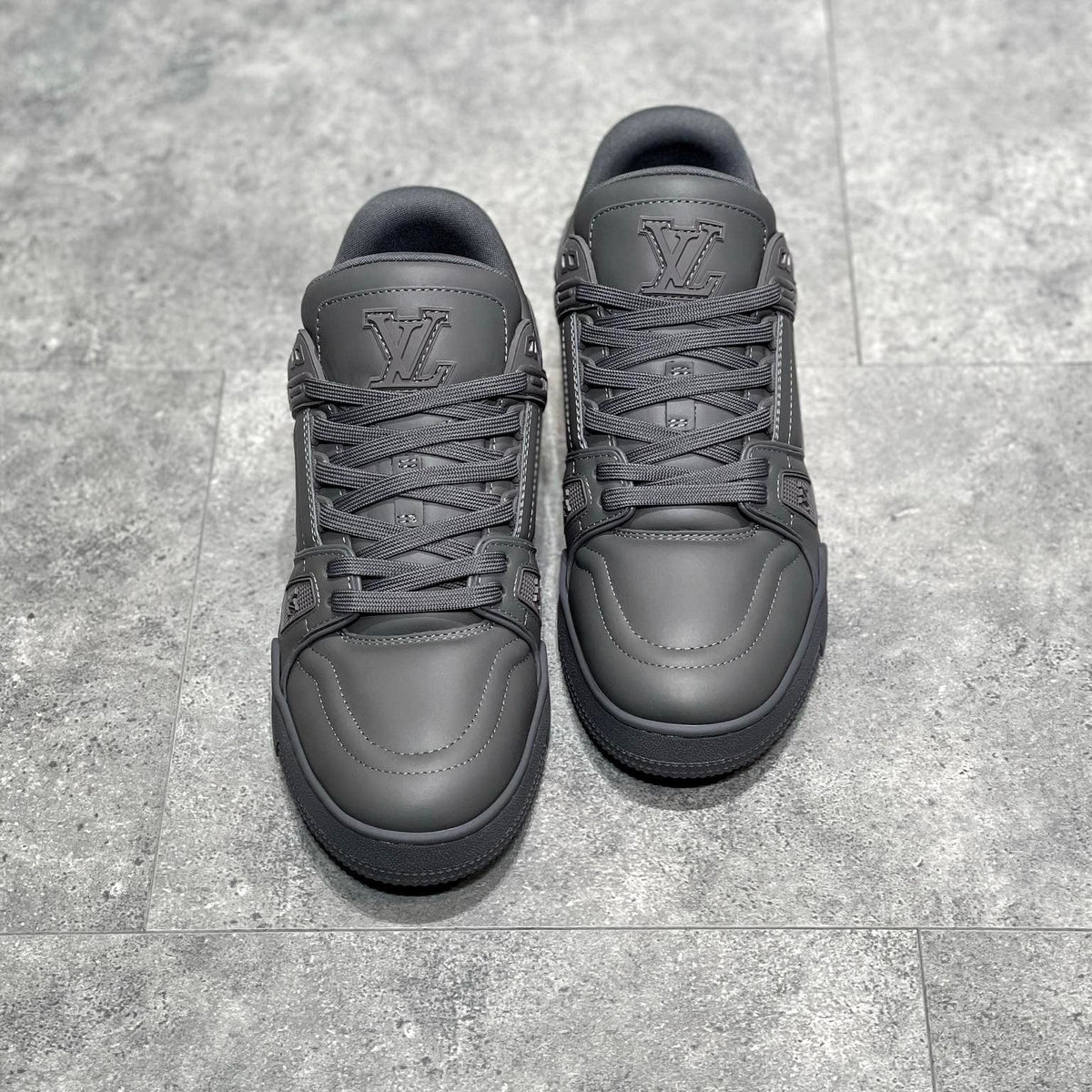 LOU TRAINERS