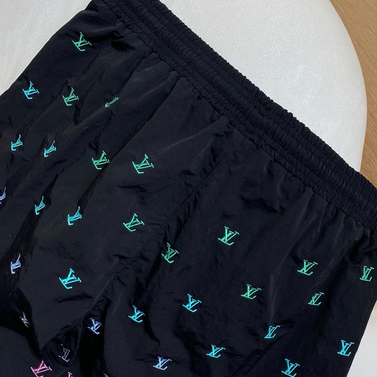 LOU SHORTS