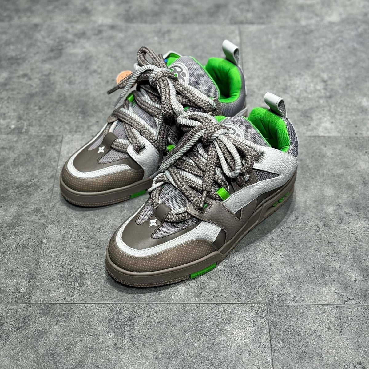LOU TRAINERS