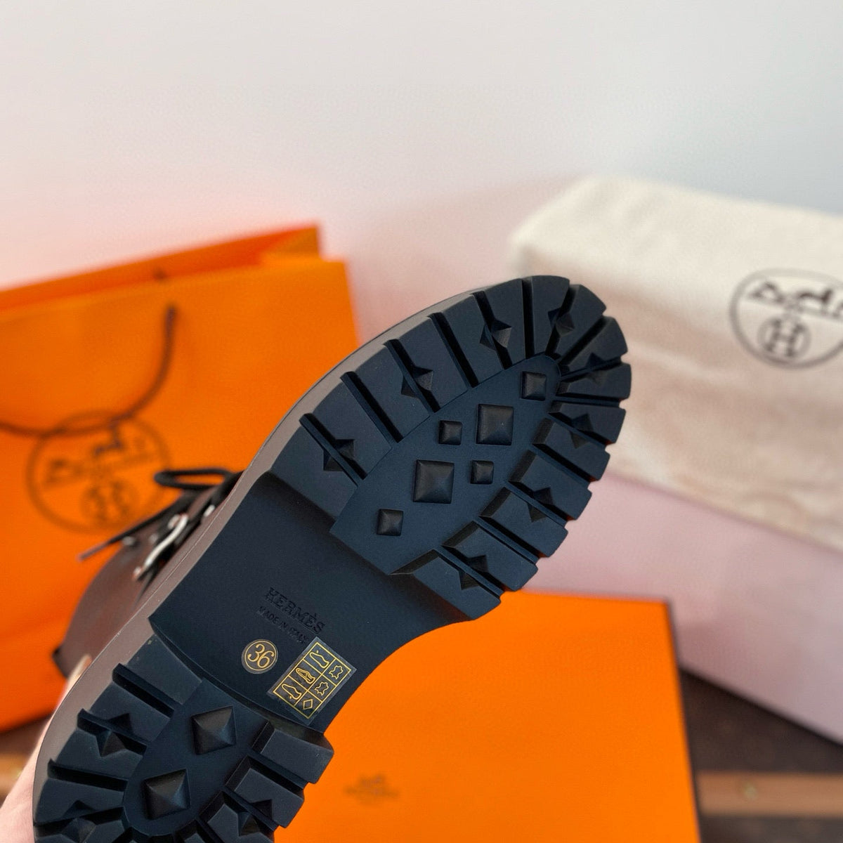 HERM LAND BOOTS
