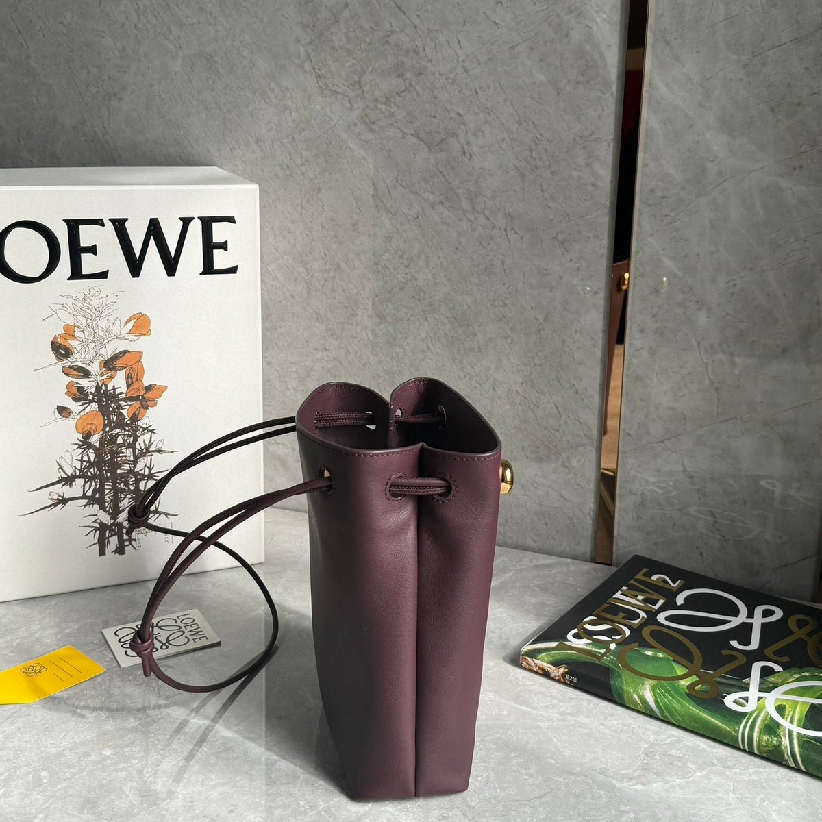 LOEW PEBBLE POUCH