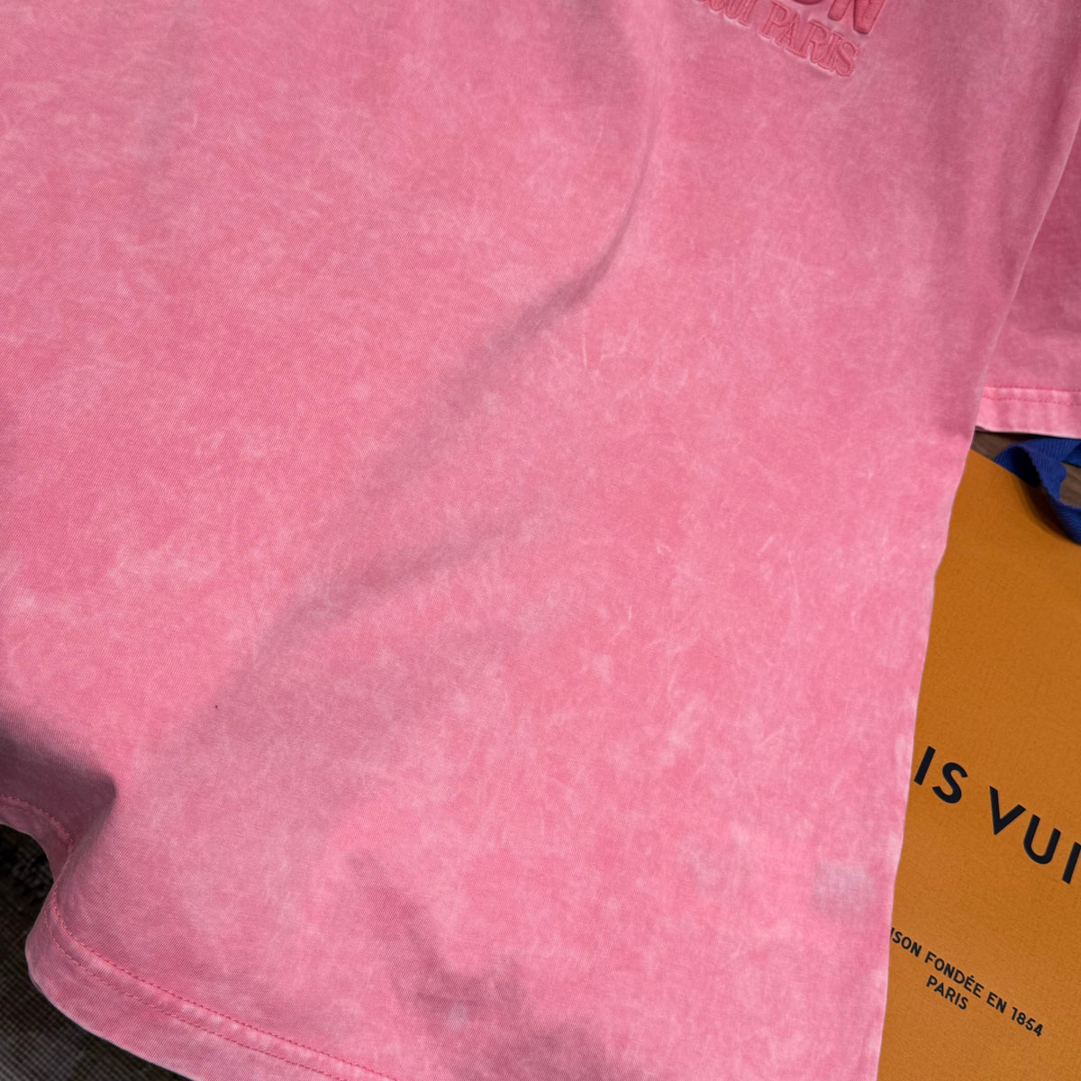 LOU T-SHIRT