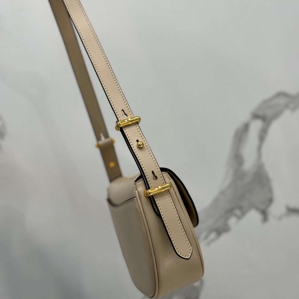 PD ARQUE SHOULDER BAG